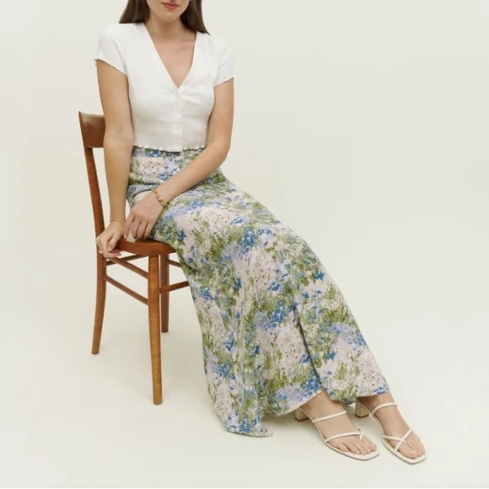 NWT REFORMATION Vista Skirt in Hillside floral pattern SIZE 2